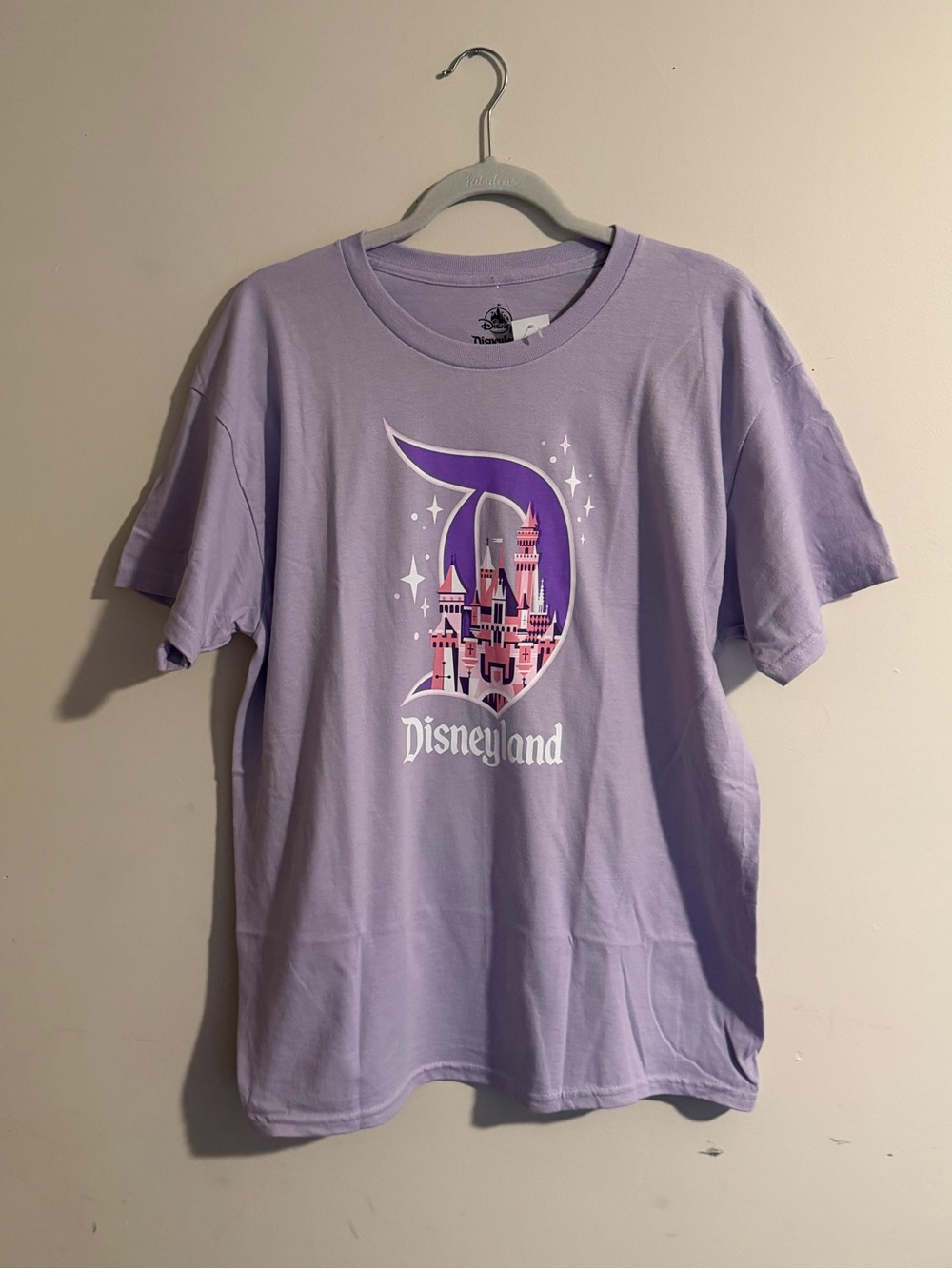 Disney Purple Castle Short Sleeve Graphic Tee Size Medium New With Tags Pink NWT